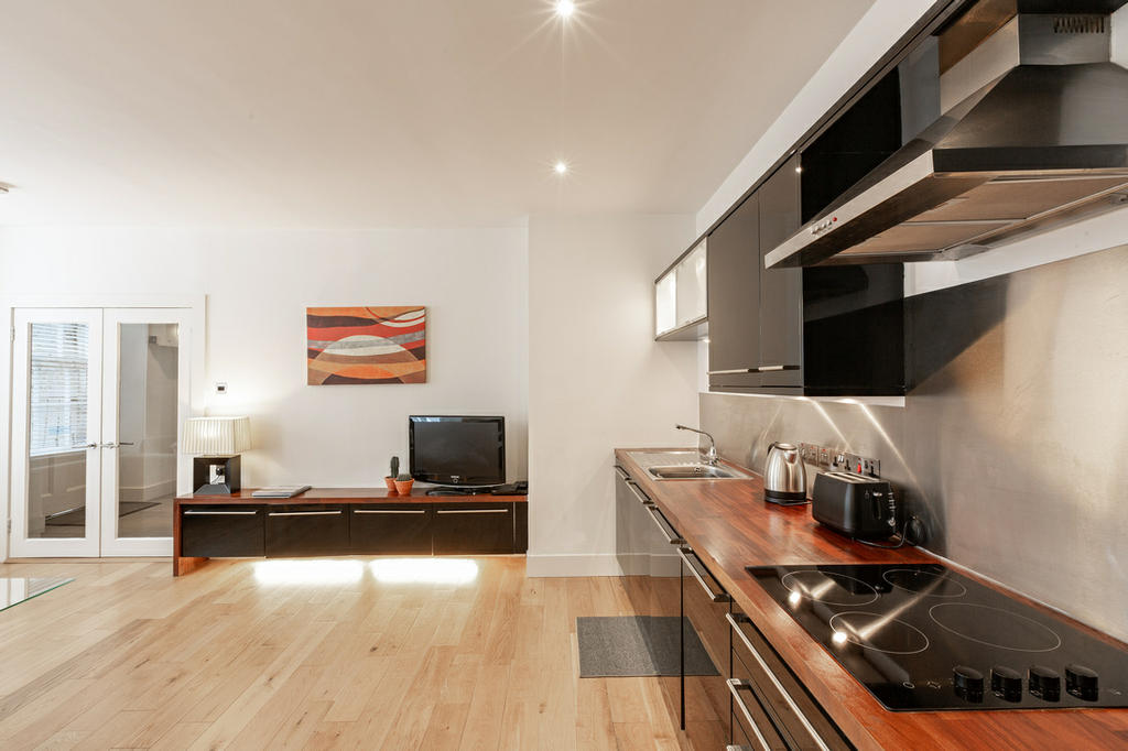 Living area / Kitchen