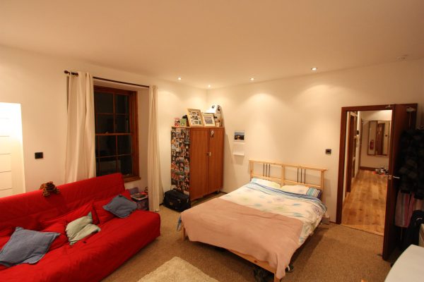 Bedroom with Double bed and sofa bed