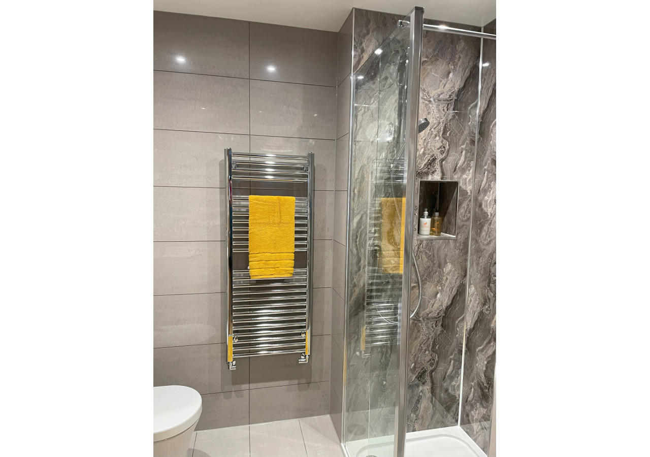 En suite bathroom