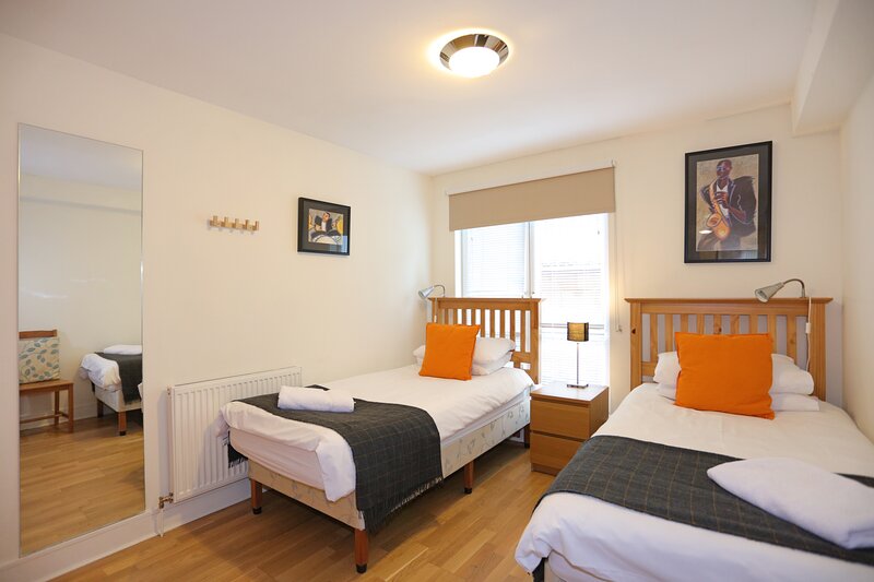 Twin Bedroom