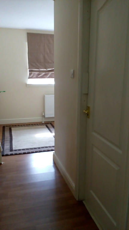 Entrance to bedroom 5