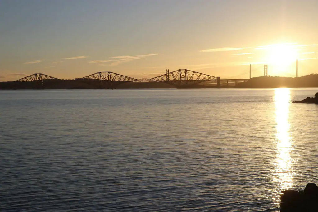 Forth Rail/Bride River to south - short walk along Fife Coastal path