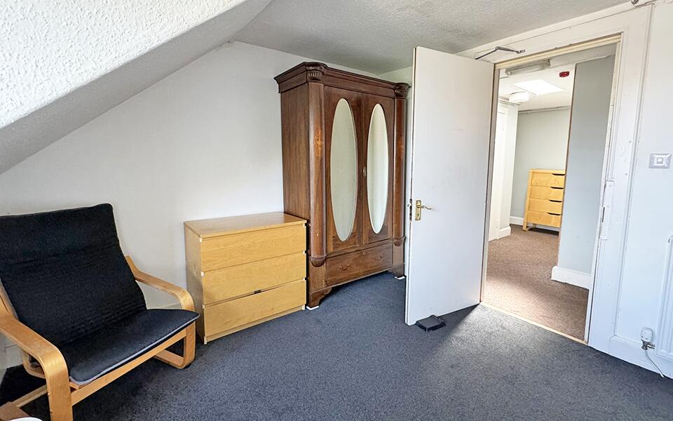 Bedroom (between tenancies)