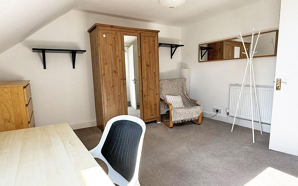 Bedroom (between tenancies)