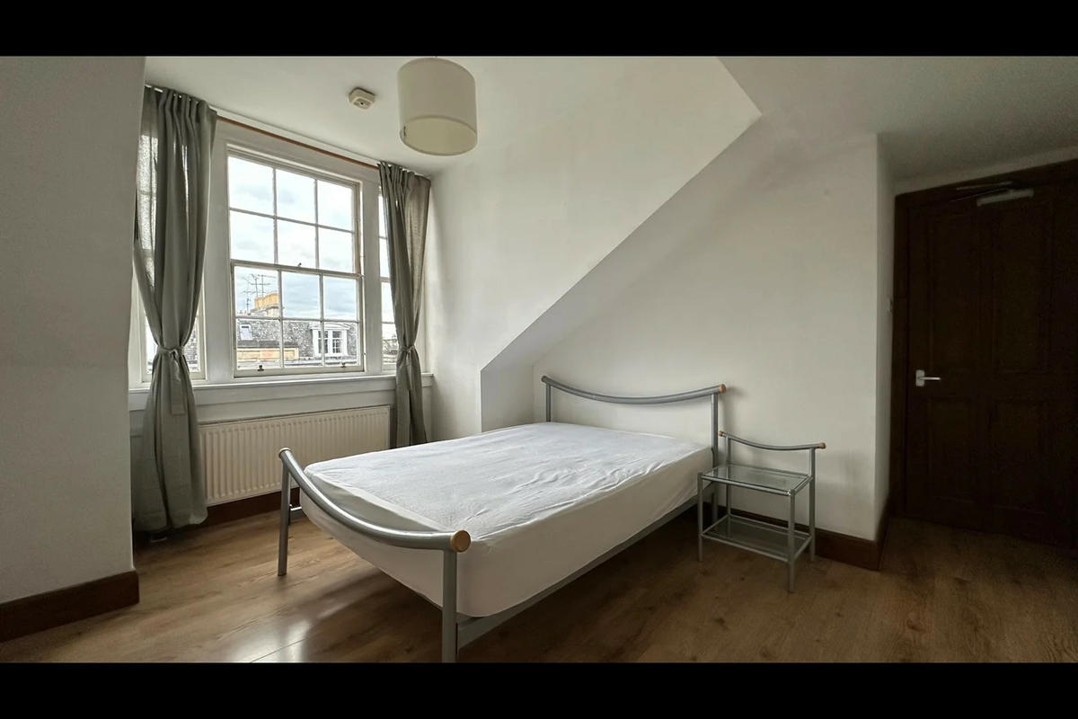 Double Bedroom