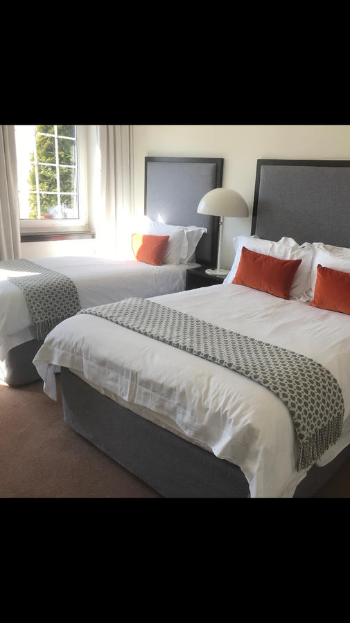 Twin Bedroom