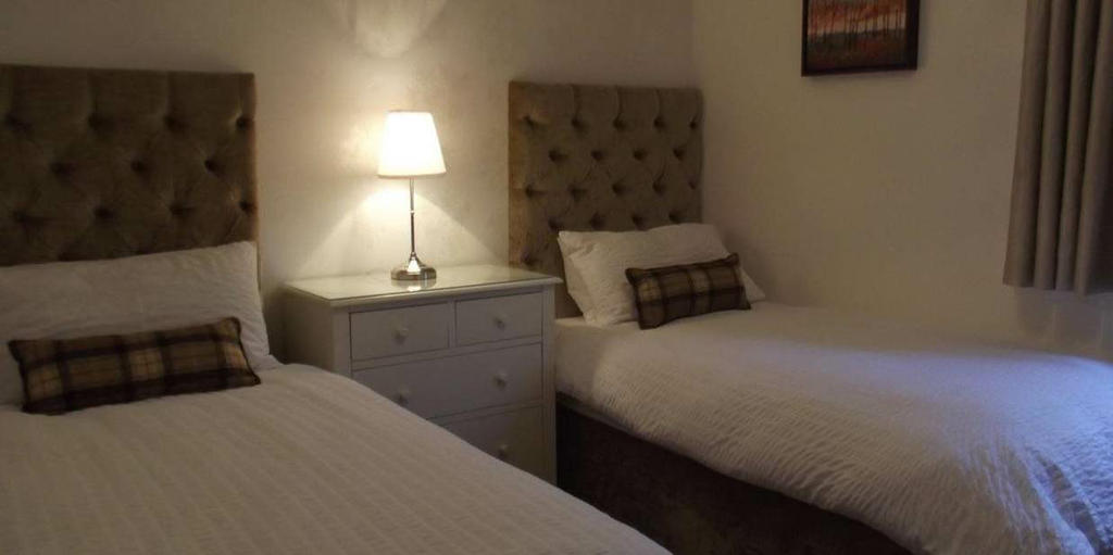 Twin Bedroom