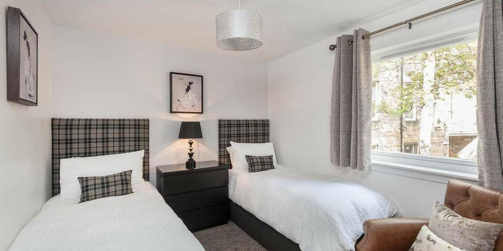 Twin Bedroom