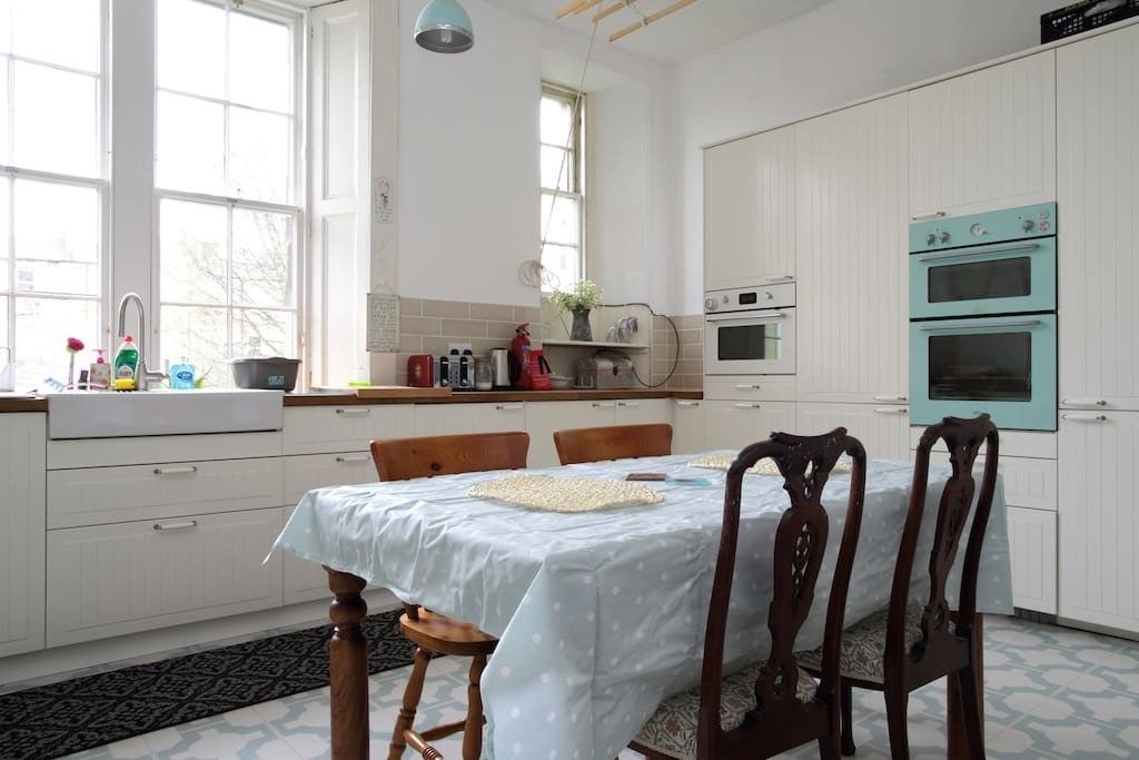 Kitchen / Dining