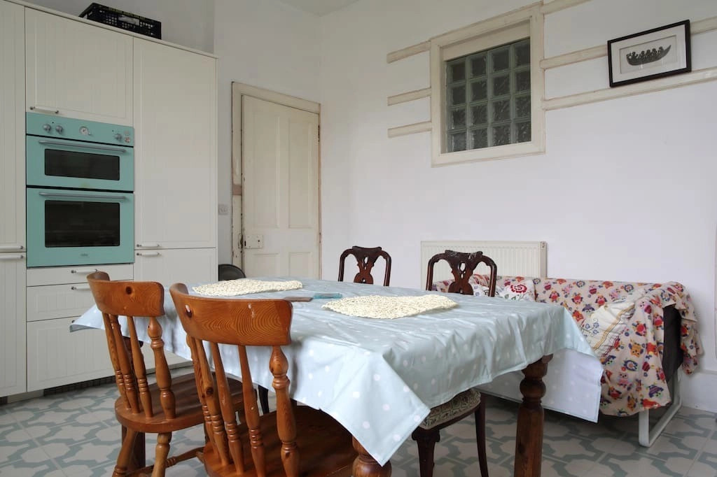 Kitchen / Dining