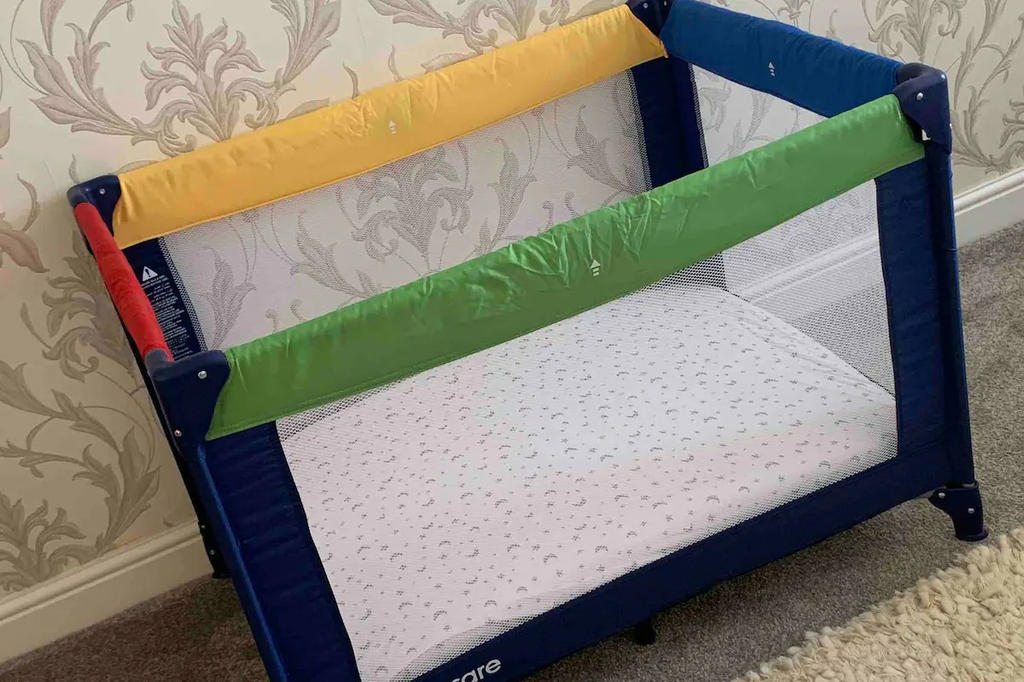 Mothercare Cot for babies/Infant