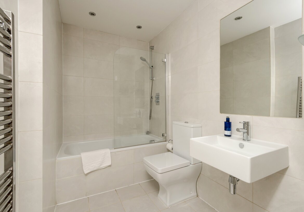 En suite bathroom