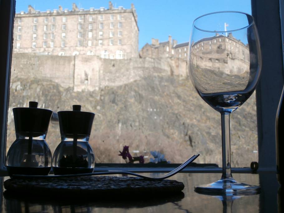 View to Edinburgh Castle
