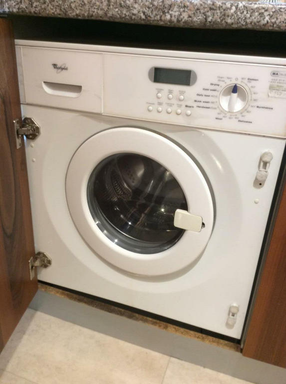 Washing machine / Drier
