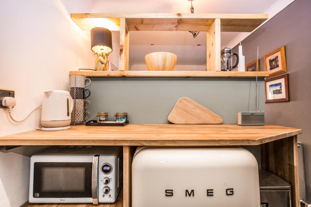 Kitchen area