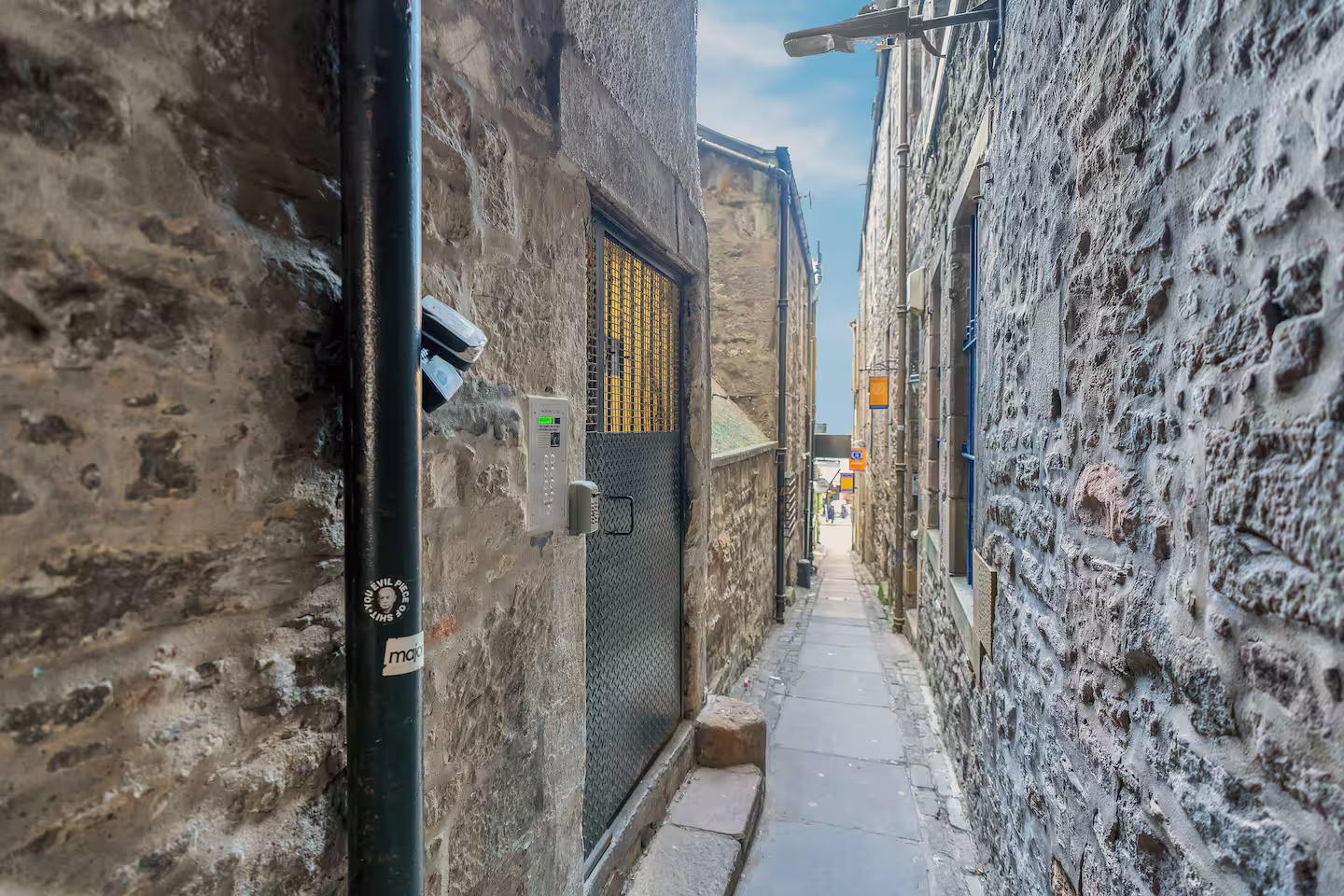 Jacksons Close