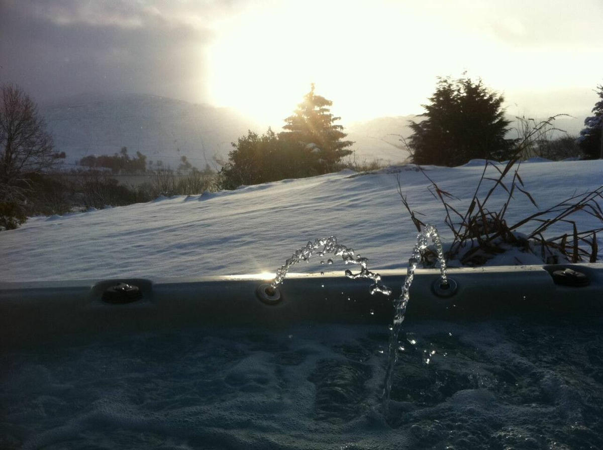 Hot tub