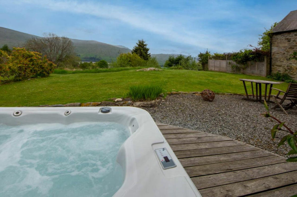 Hot tub