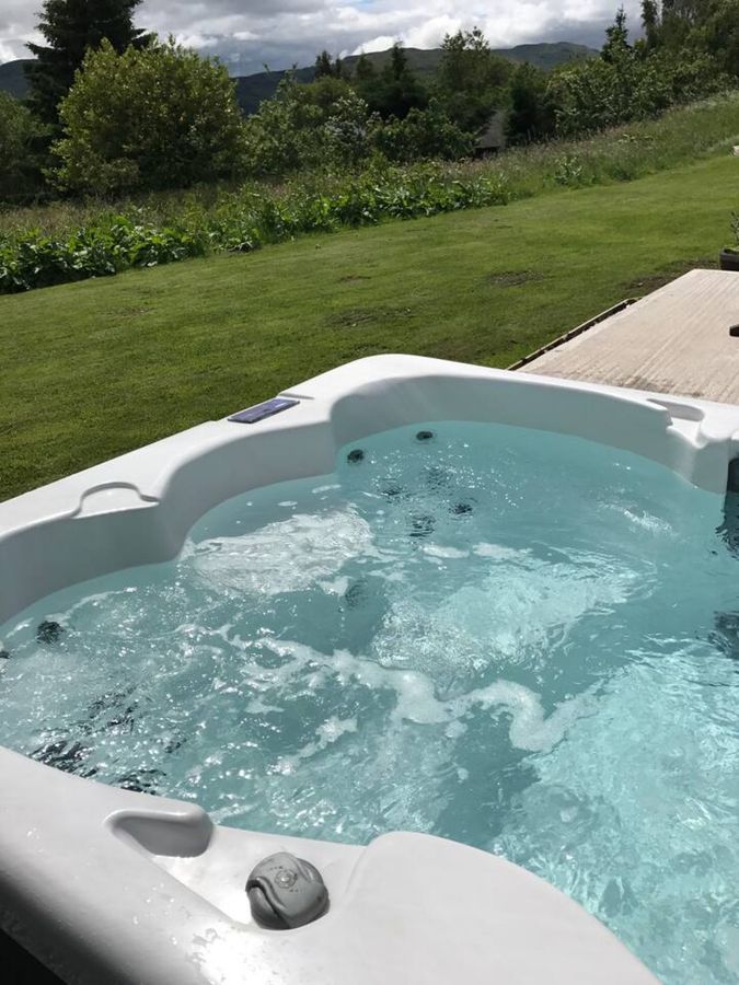 Hot tub