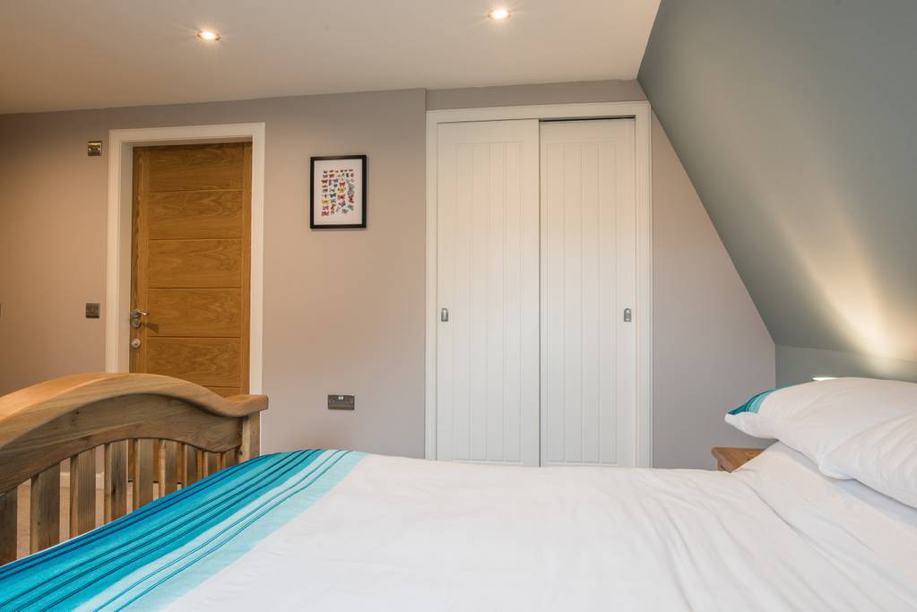 First floor double bedroom with en-suite