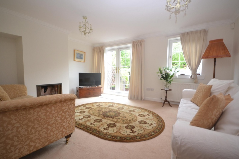 Open Plan Living / Dining Room & Kitchen