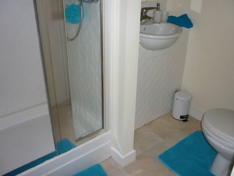 En-Suite Bathroom