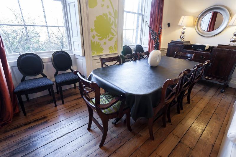 Living Room & Dining Area