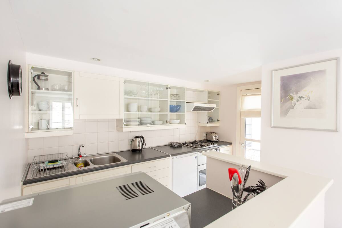 Kitchen area