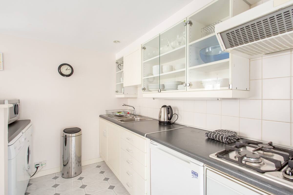Kitchen area