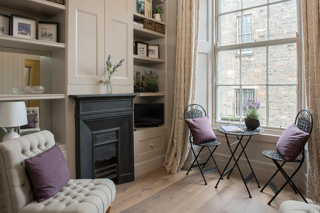 Bedroom / Sitting Room