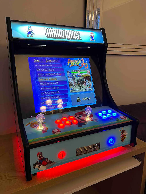 Arcade console