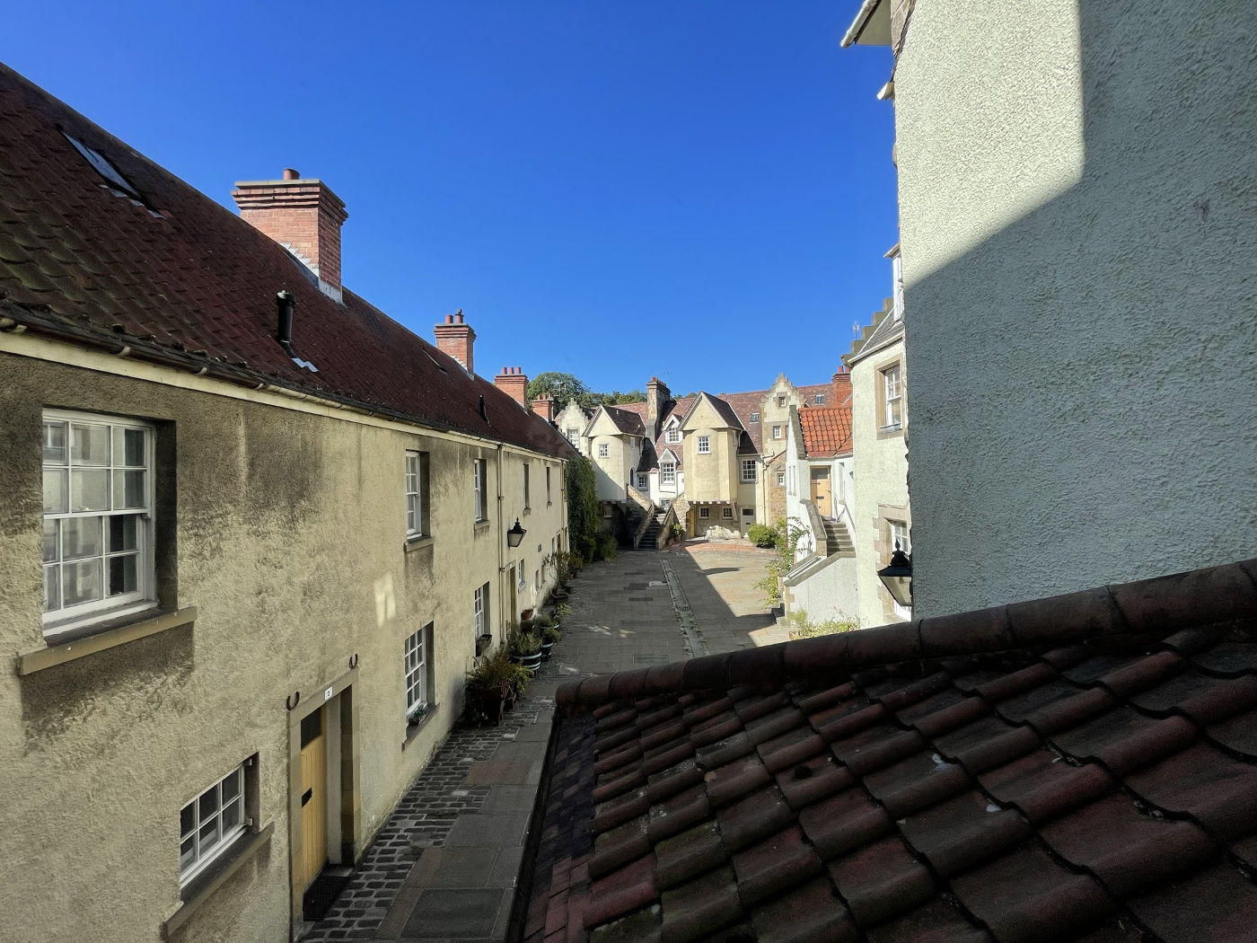 White Horse Close
